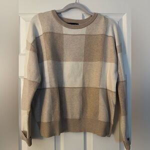 Tahari Plaid Beige/Cream/White Women’s Crewneck Sweater Size L